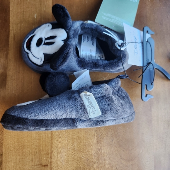 NWT Disney H&M Mickey Mouse Slippers Plush Child Size 7-8 - Picture 4 of 5